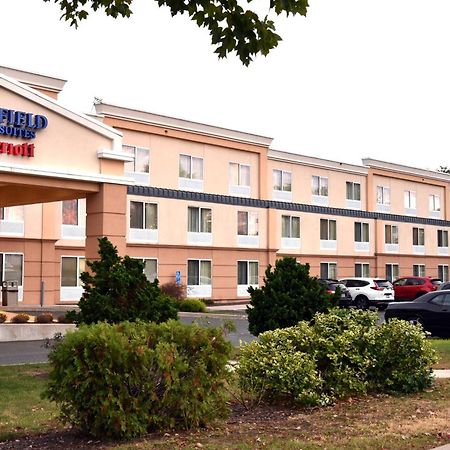 Fairfield Inn Hartford Airport Уиндзор Локс Екстериор снимка